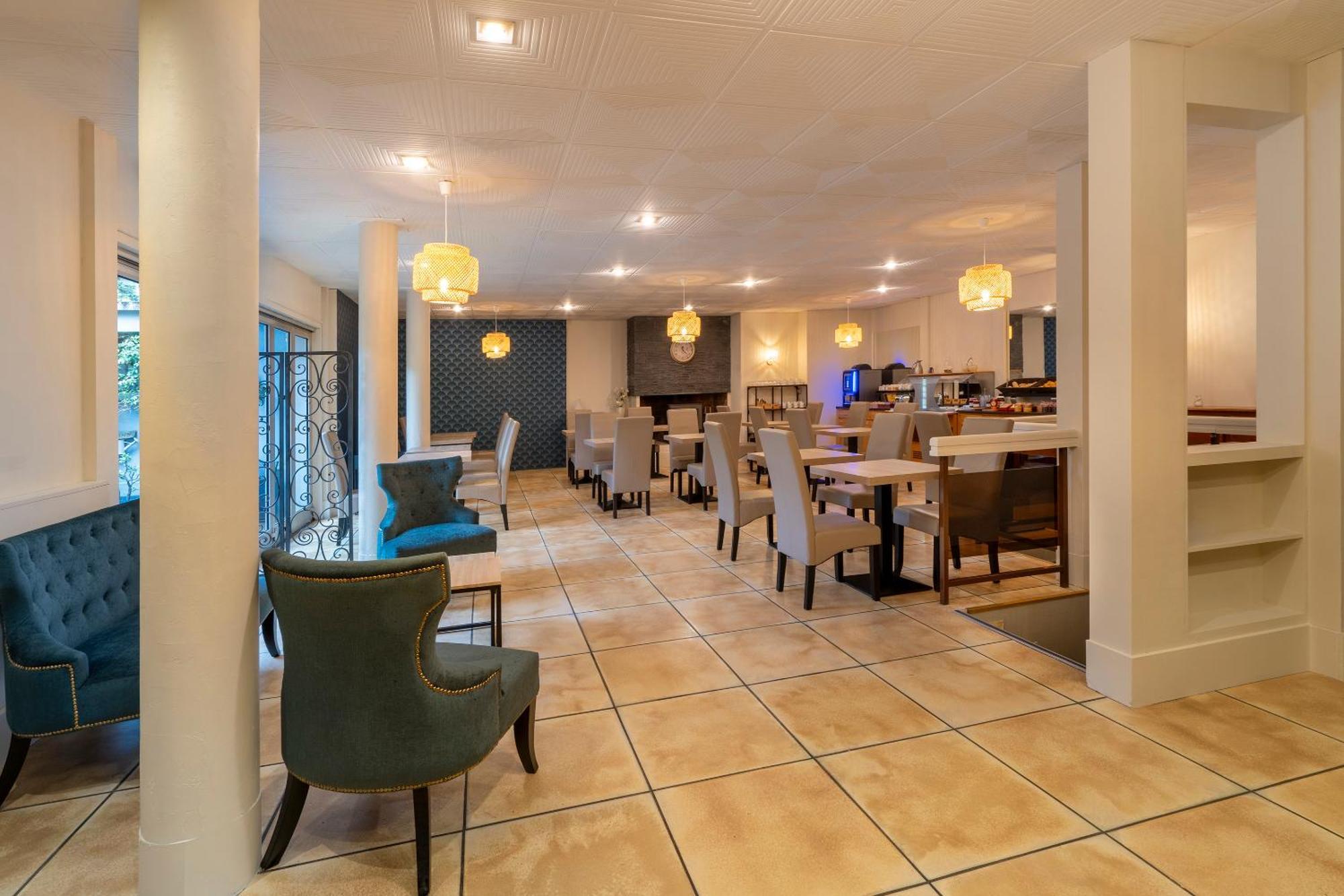 Sure Hotel By Best Western Angouleme Exterior photo
