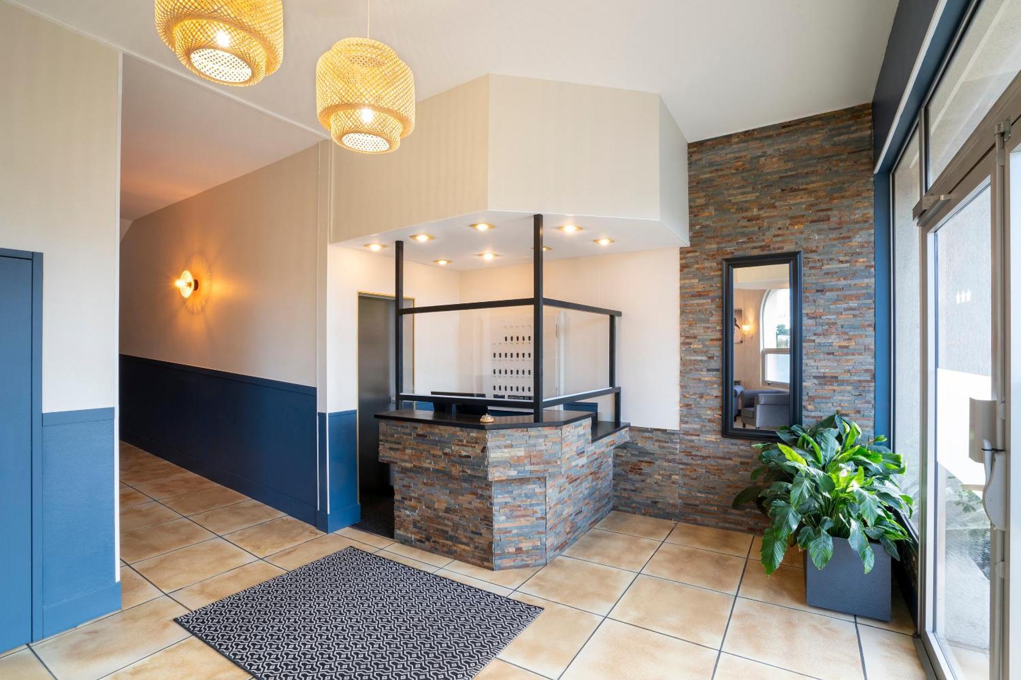 Sure Hotel By Best Western Angouleme Exterior photo
