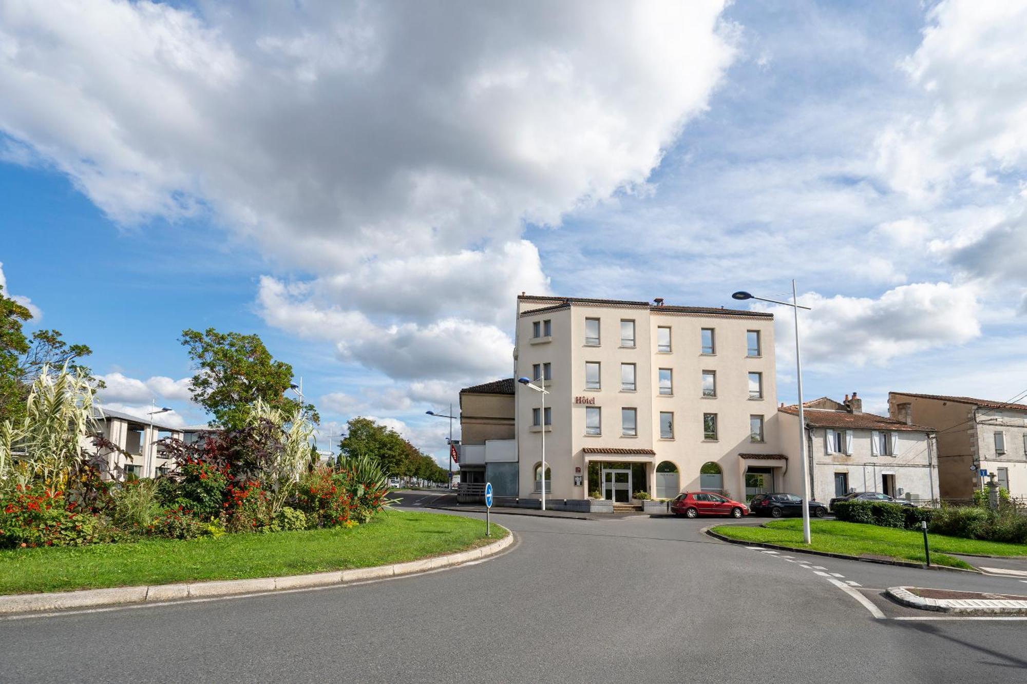 Sure Hotel By Best Western Angouleme Exterior photo