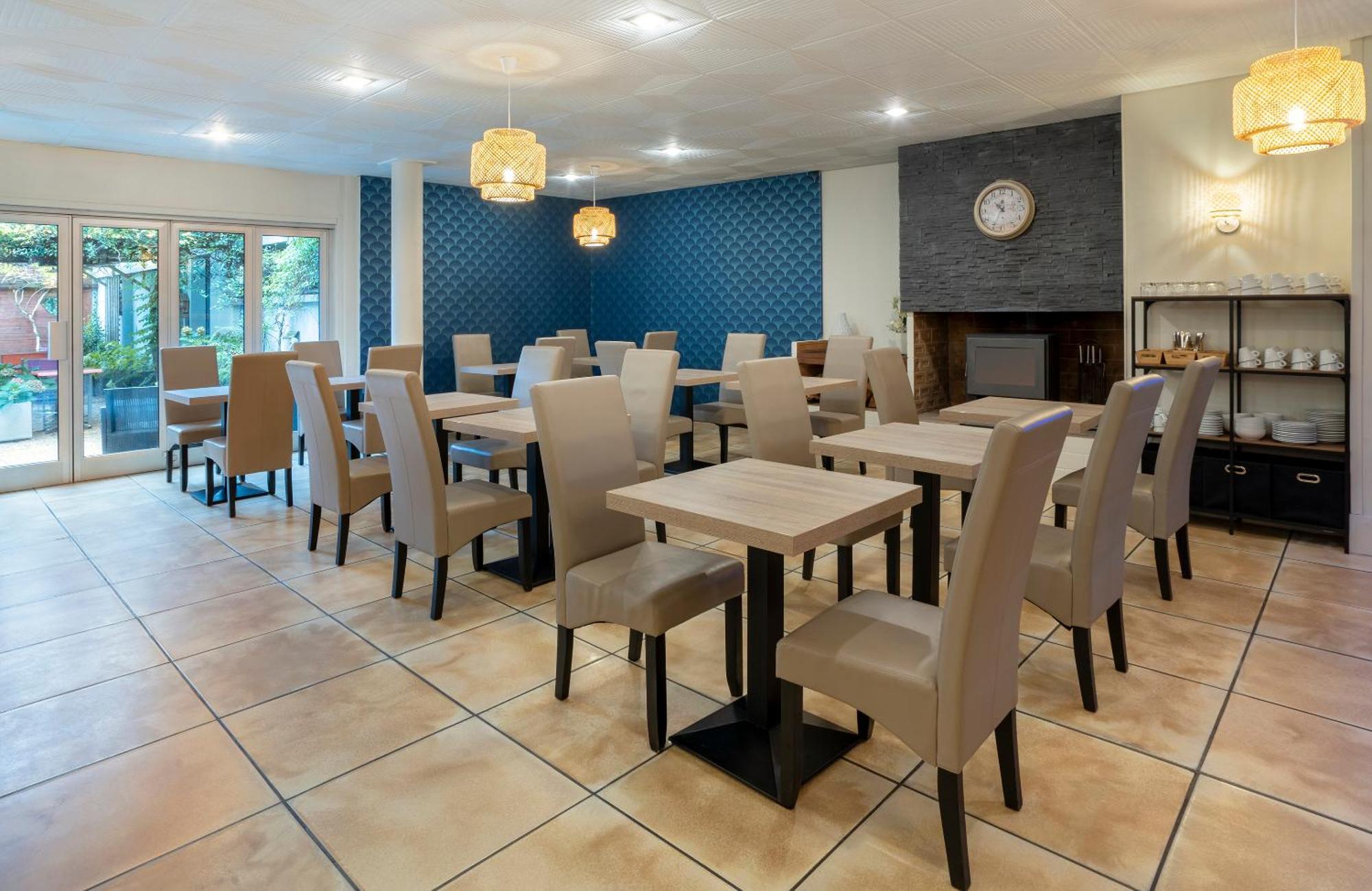 Sure Hotel By Best Western Angouleme Exterior photo