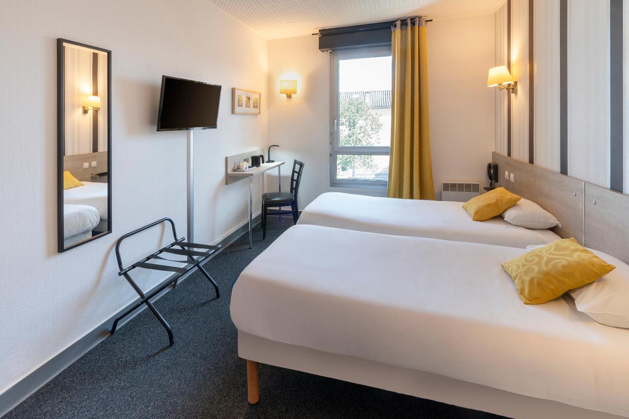 Sure Hotel By Best Western Angouleme Exterior photo